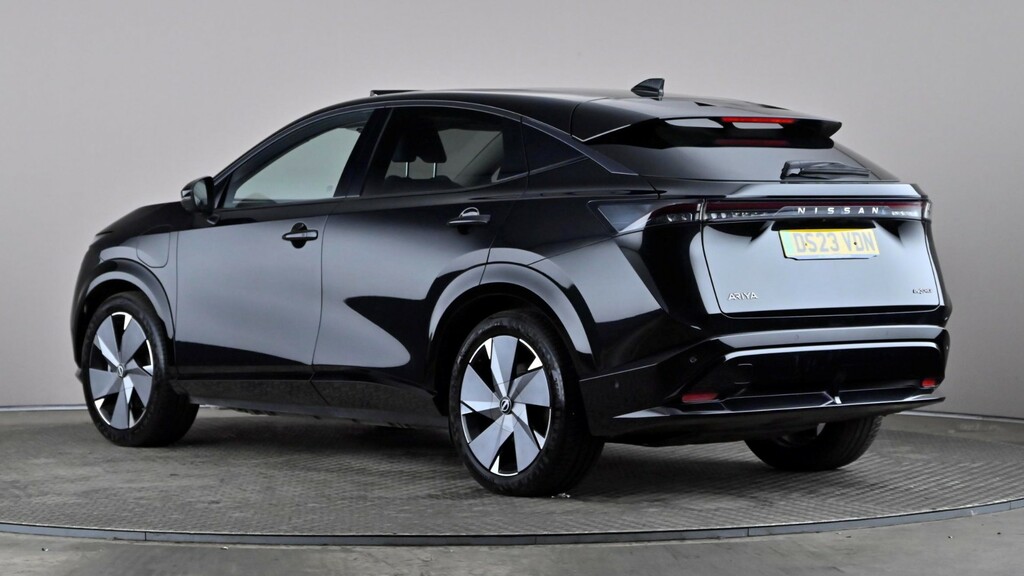 Nissan Ariya 225Kw Evolve 87Kwh 22Kwch E-4orce Black #4