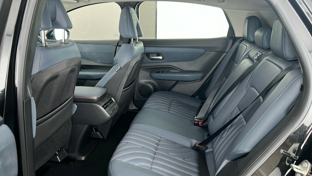 Nissan Ariya E-4orce Evolve Grey #18