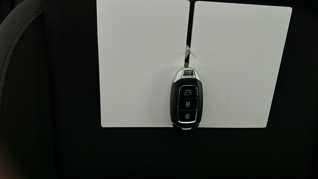 Hyundai Kona Hatchback White #23