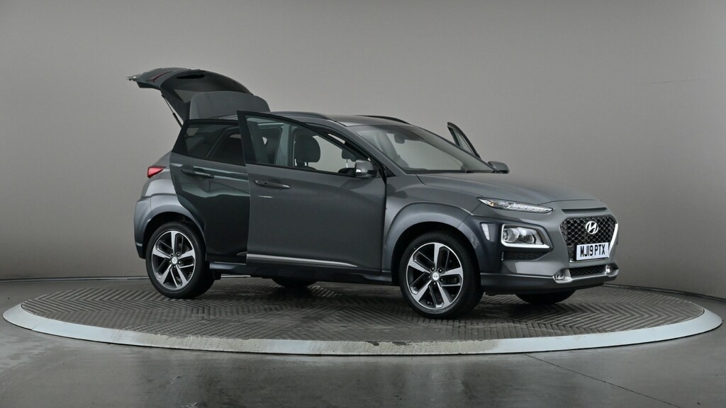 Hyundai Kona Hatchback White #7