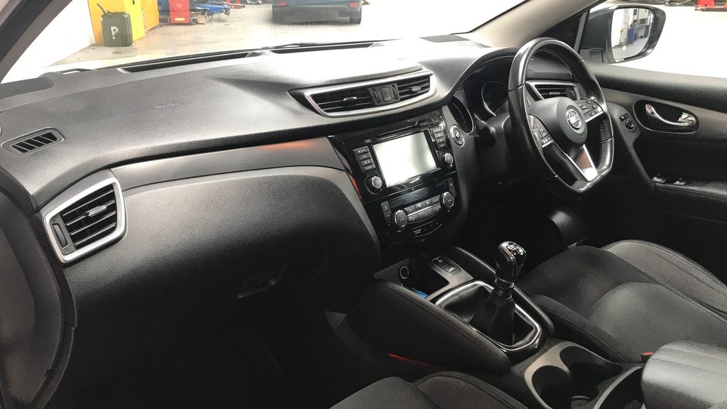 Nissan Qashqai Automatic #25