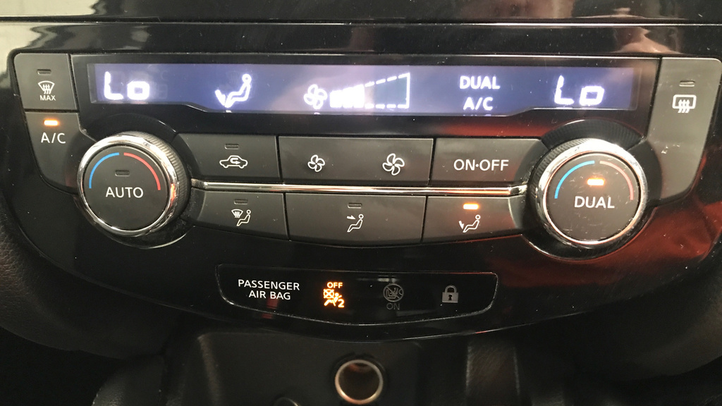 Nissan Qashqai Automatic #40