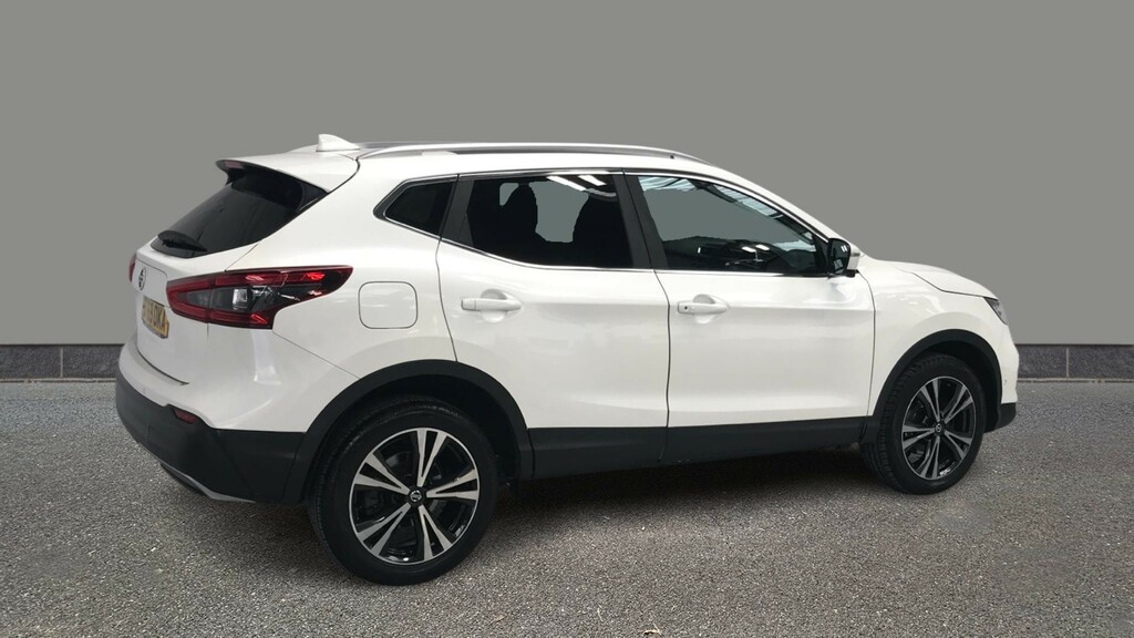 Nissan Qashqai 1.3 Dig-t N-connecta White #5