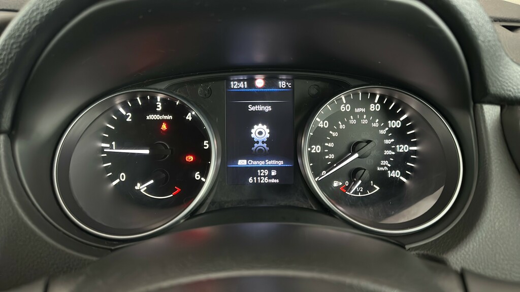 Nissan Qashqai Dig-t Tekna Plus Silver #15