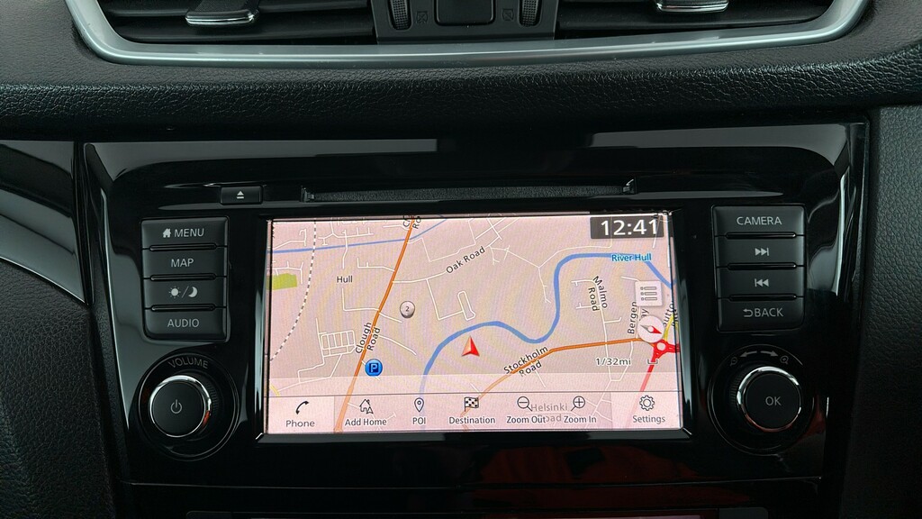 Nissan Qashqai Dig-t Tekna Plus Silver #24