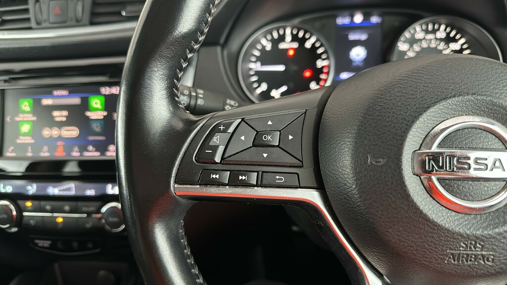Nissan Qashqai Dig-t Tekna Plus Silver #29