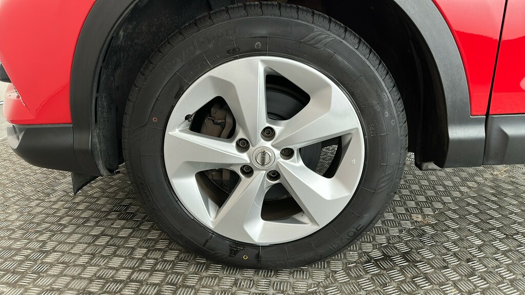 Nissan Qashqai Dig-t Tekna Plus Silver #19