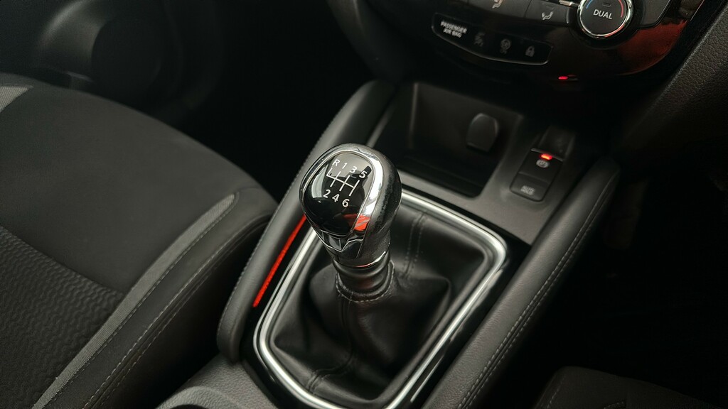 Nissan Qashqai Dig-t Tekna Plus Silver #28