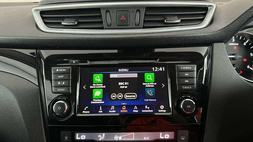 Nissan Qashqai Dig-t Tekna Plus Silver #16