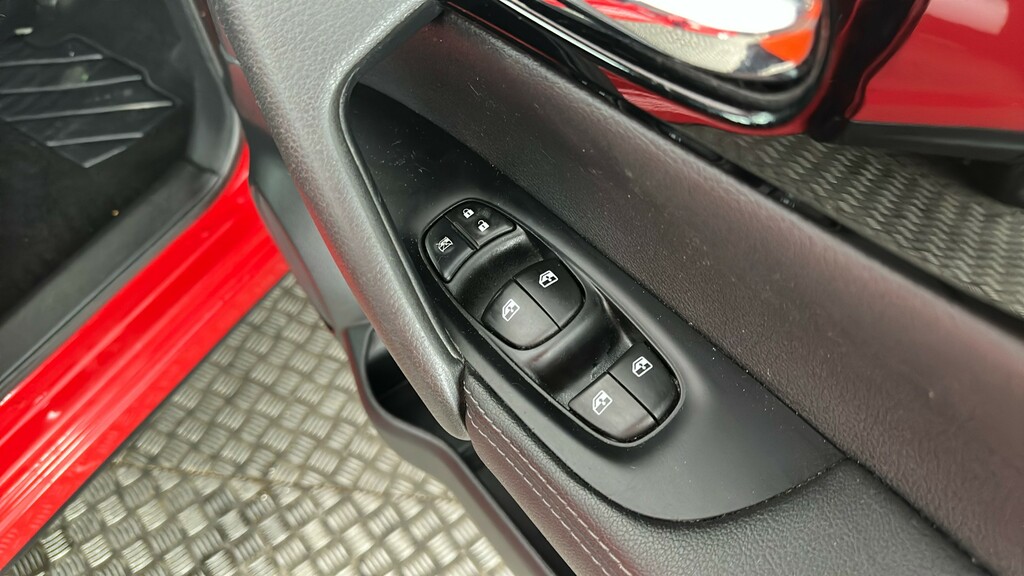 Nissan Qashqai Dig-t Tekna Plus Silver #31