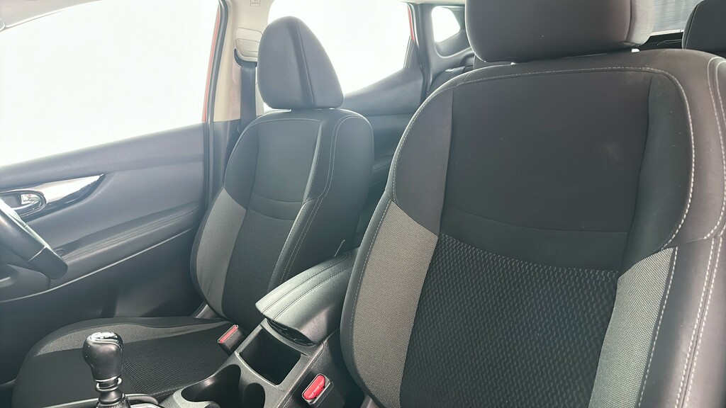 Nissan Qashqai Dig-t Tekna Plus Silver #17