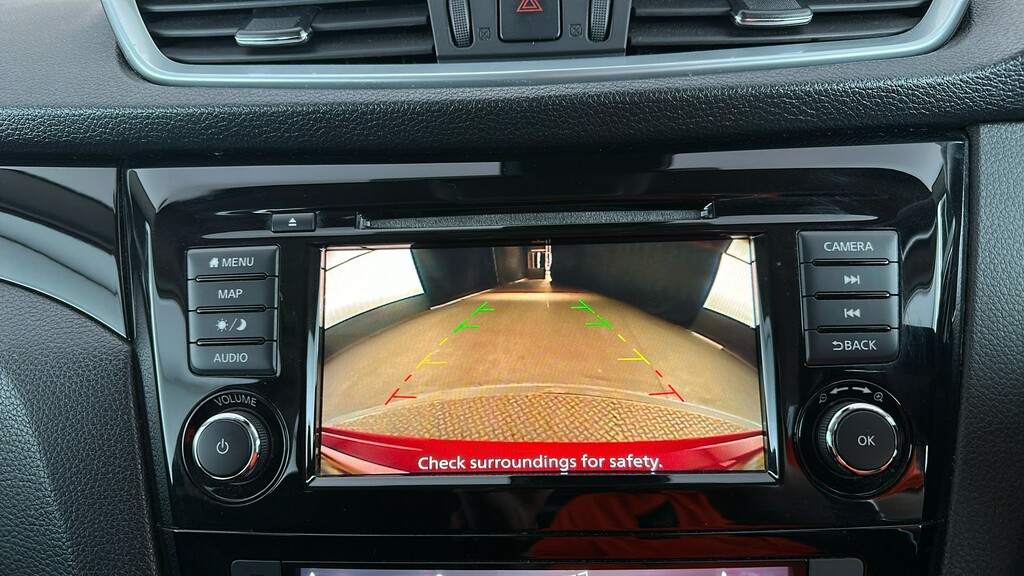Nissan Qashqai Dig-t Tekna Plus Silver #26