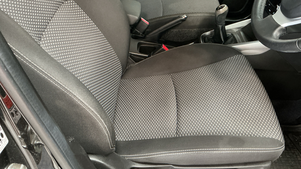 Suzuki Vitara Vitara Sz5 Boosterjet Red #25
