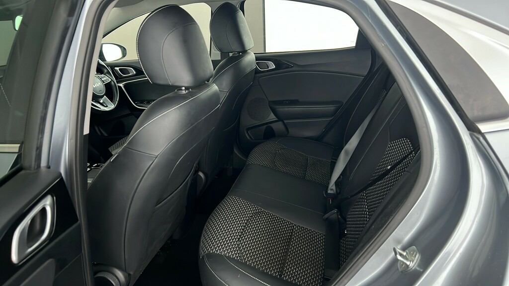 Kia Xceed 1.5 T-gdi Isg 3 White #18