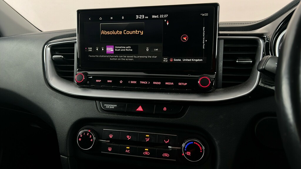 Kia Xceed 1.5 T-gdi Isg 3 White #16