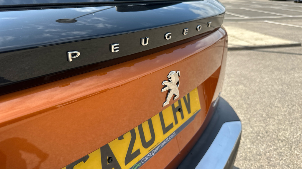 Peugeot 2008 Allure Red #28