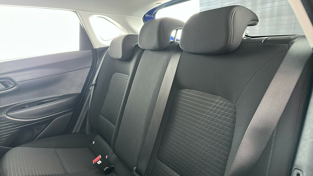 Hyundai I20 Premium Green #18