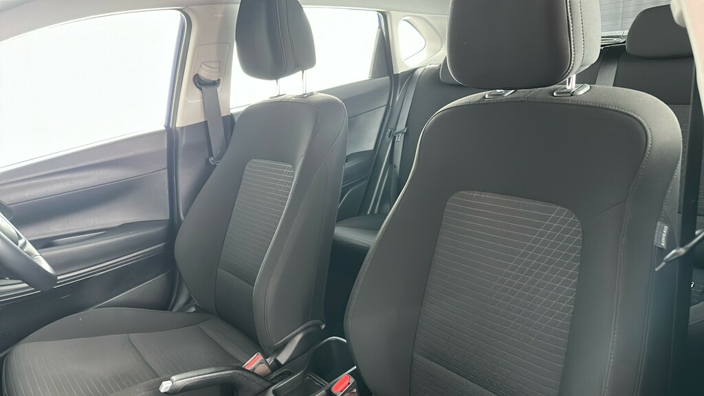 Hyundai I20 Premium Green #17