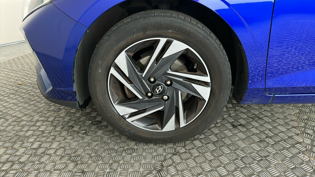 Hyundai I20 Premium Green #19