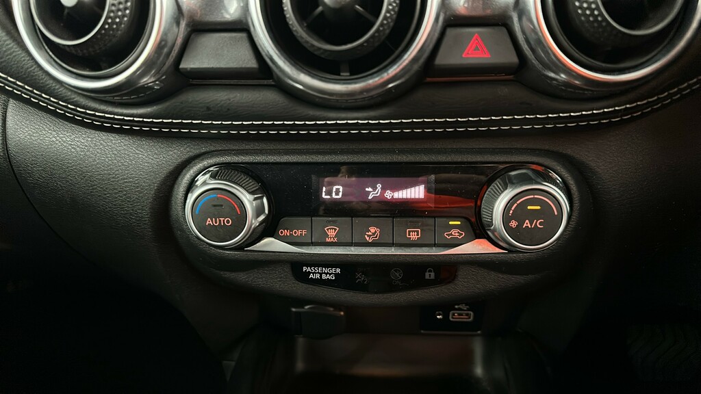 Nissan Juke Dig-t N-connecta Grey #27