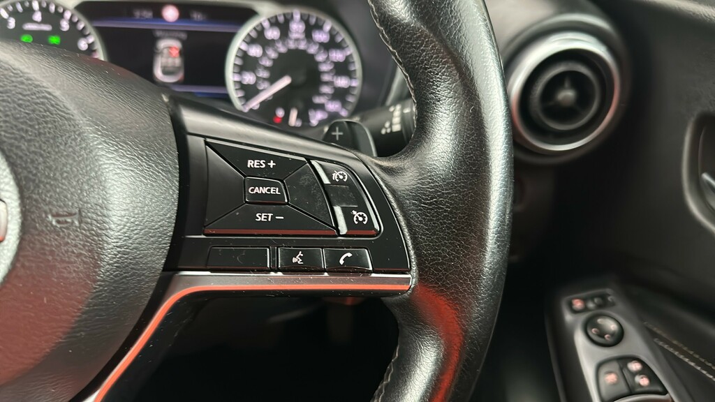 Nissan Juke Dig-t N-connecta Grey #30