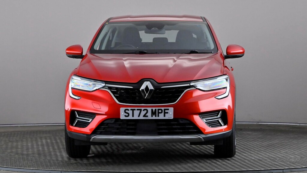 Renault Arkana 1.6 E-tech Hybrid 145 Iconic Red #2