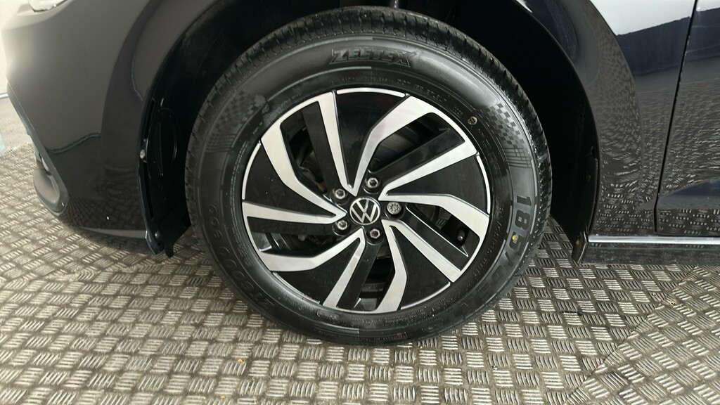 Volkswagen Polo Hatchback Black #19