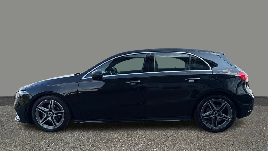 Mercedes-Benz A Class A180d Amg Line GV68JHH Black #3