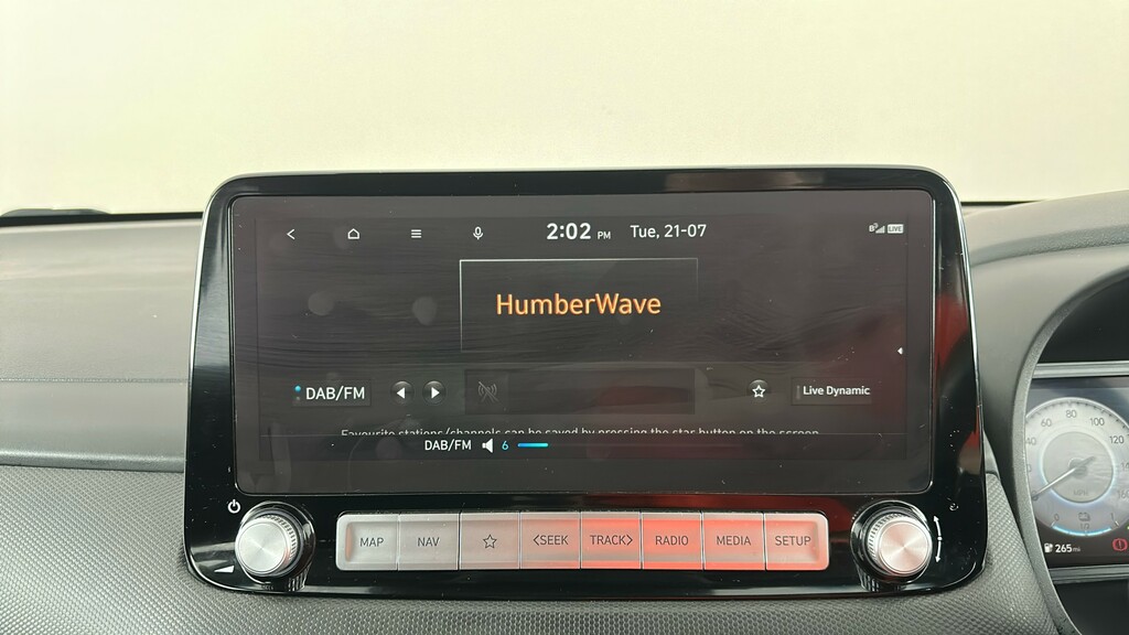 Hyundai Kona Premium Red #26
