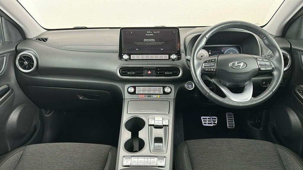 Hyundai Kona Premium Red #13