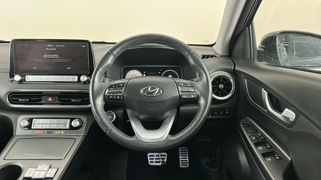 Hyundai Kona Premium Red #14