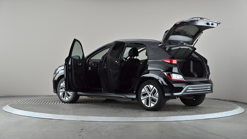 Hyundai Kona Premium Red #10