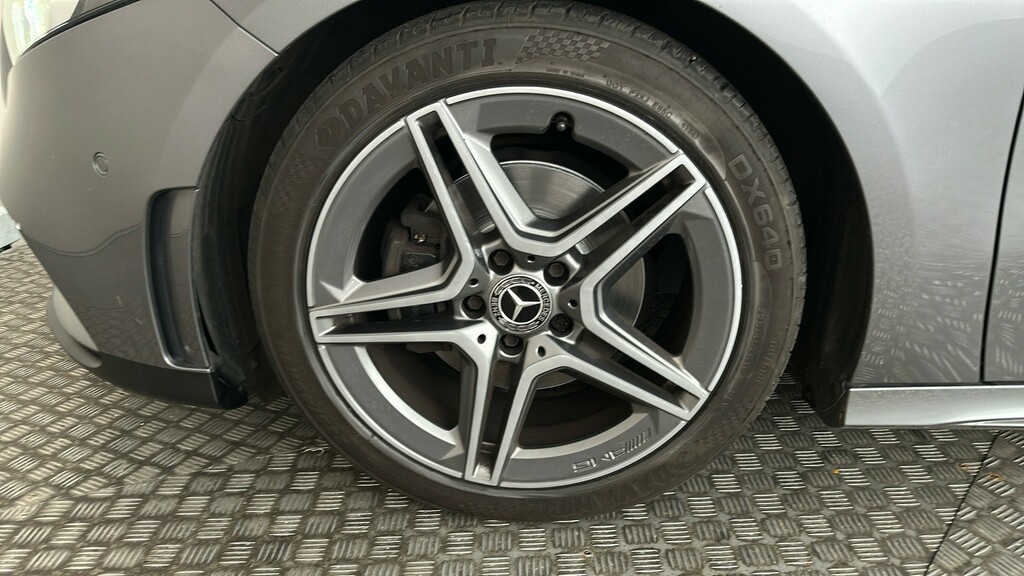Mercedes-Benz A Class A 180 Se White #19