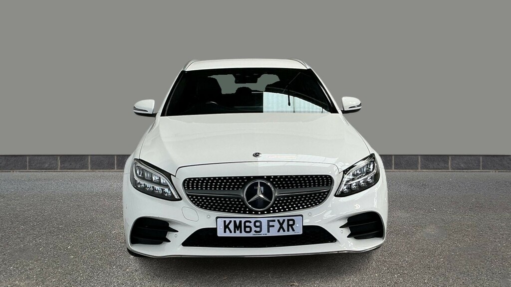 Mercedes-Benz C Class C220d Amg Line 9G-tronic KM69FXR White #2