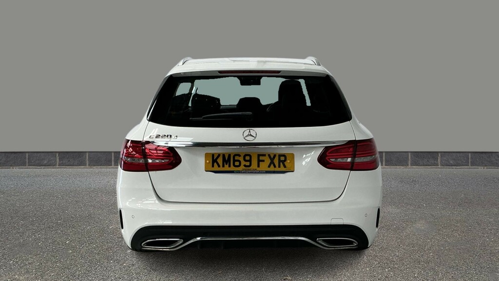 Mercedes-Benz C Class C220d Amg Line 9G-tronic KM69FXR White #5