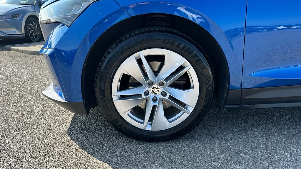 Skoda ENYAQ Suv Blue #10