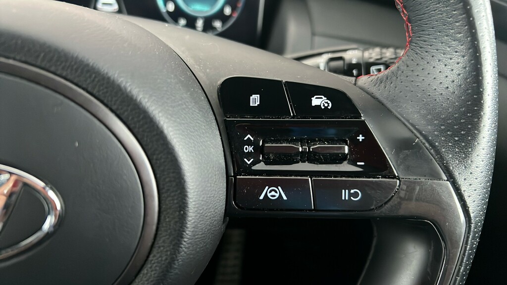 Hyundai Tucson Ultimate Black #23