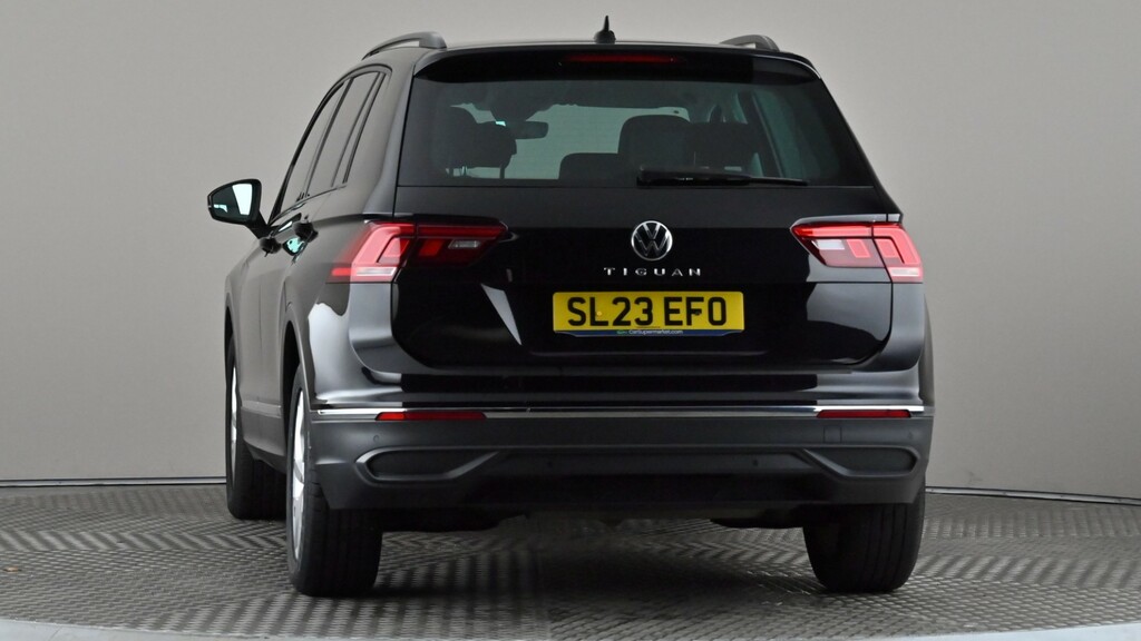 Volkswagen Tiguan 1.5 Tsi 150 Life Dsg SL23EFO Black #5