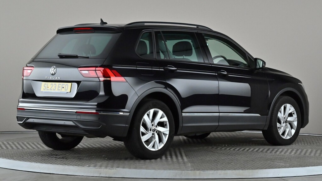 Volkswagen Tiguan 1.5 Tsi 150 Life Dsg SL23EFO Black #6