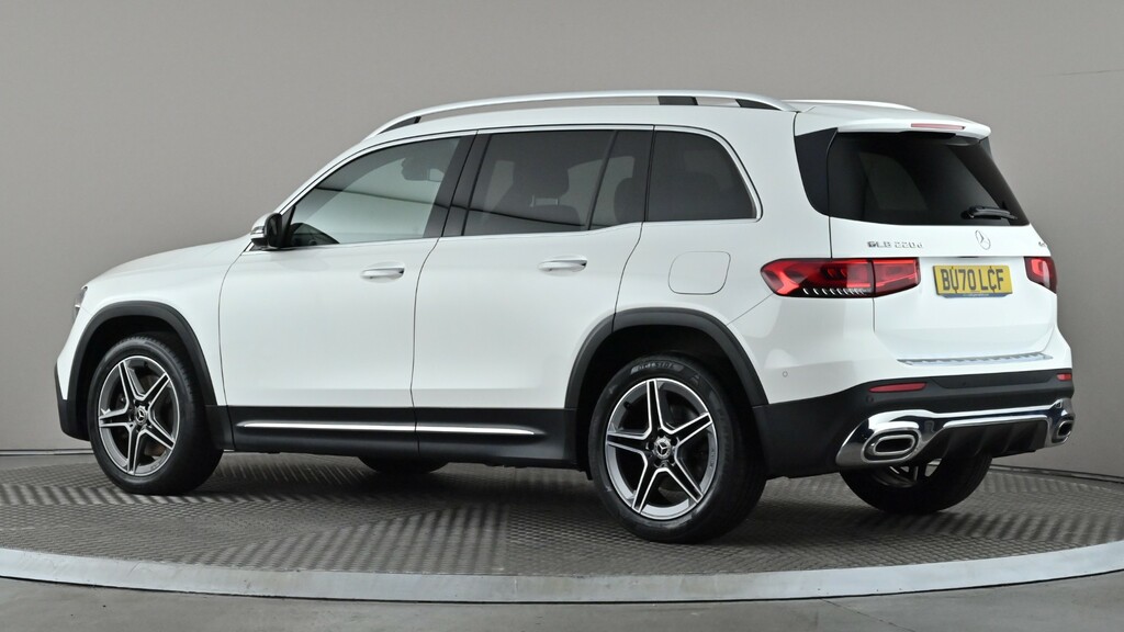 Mercedes-Benz GLB Class Glb 220D 4Matic Amg Line Premium 8G-tronic White #4