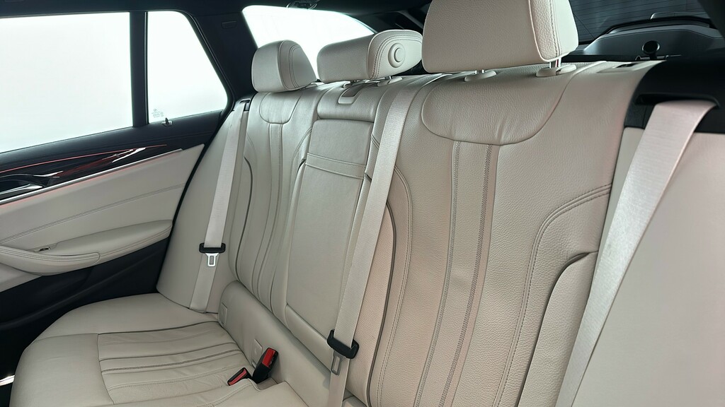 BMW 5 Series 520D Mht M Sport Step Grey #18
