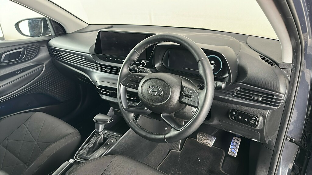Hyundai Bayon Se Connect Red #34