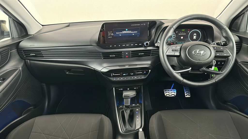 Hyundai Bayon Se Connect Red #13