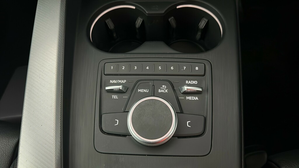 Audi A4 2.0T Fsi Black Edition S Tronic Black #29