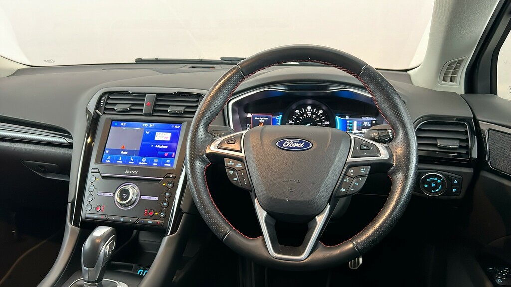 Ford Mondeo Petrol Black #14