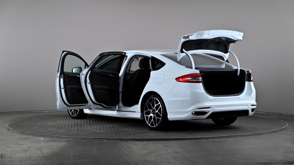 Ford Mondeo Petrol Black #10