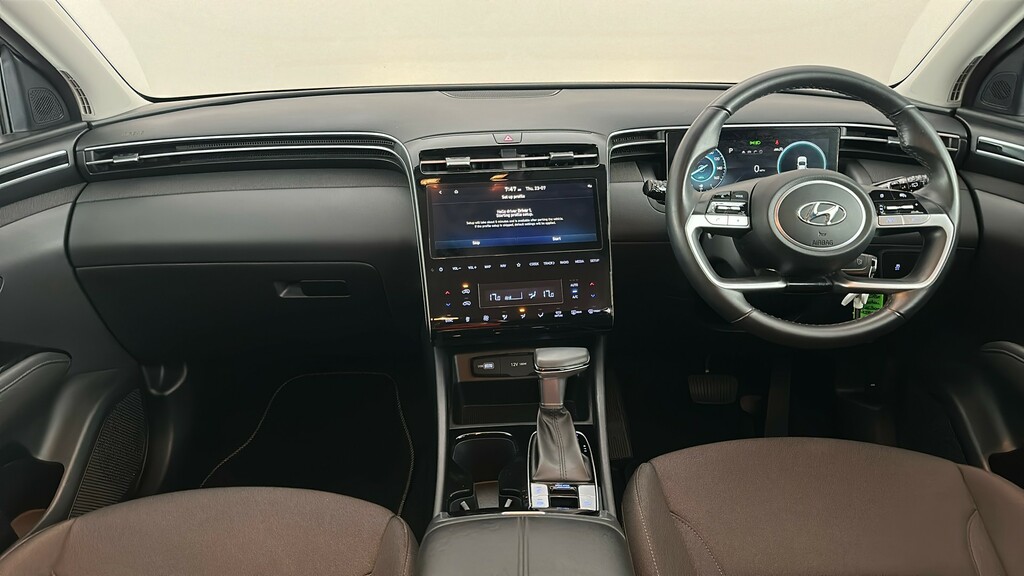 Hyundai Tucson Ultimate White #13