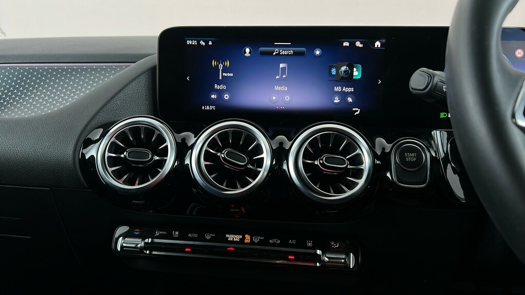 Mercedes-Benz EQA Eqa 250 70.5Kwh Amg Line Executive #16