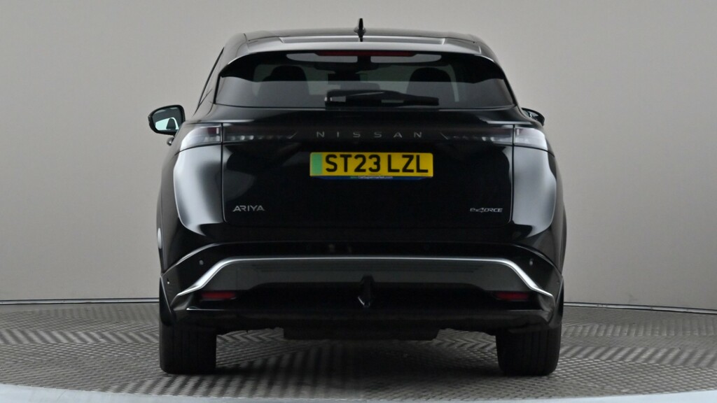 Nissan Ariya 225Kw Evolve 87Kwh 22Kwch E-4orce Black #5