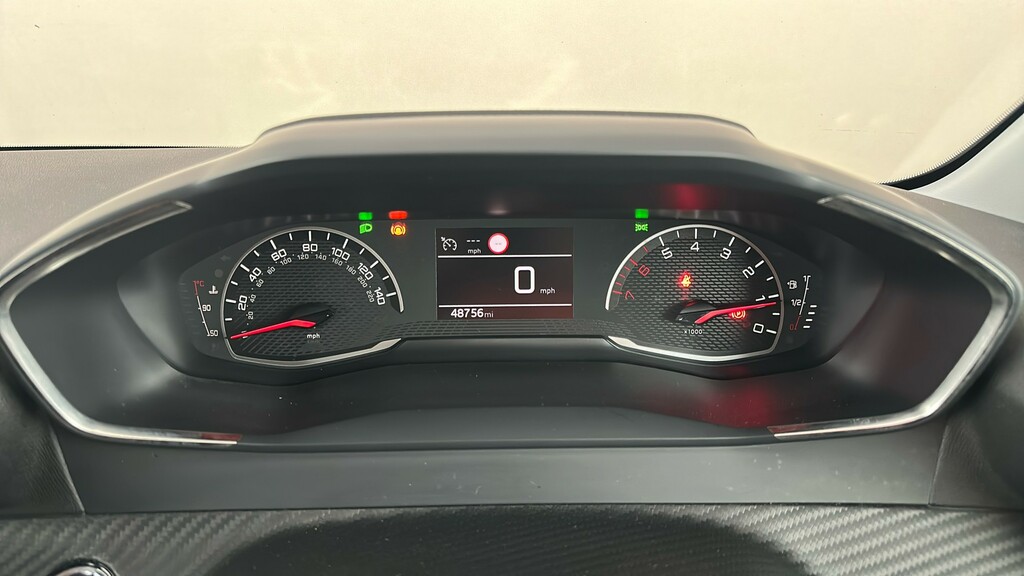 Peugeot 208 Active White #15